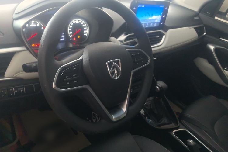 Used Baojun 530 2018 1.5T DCT Luxury Model China V Steering Wheel