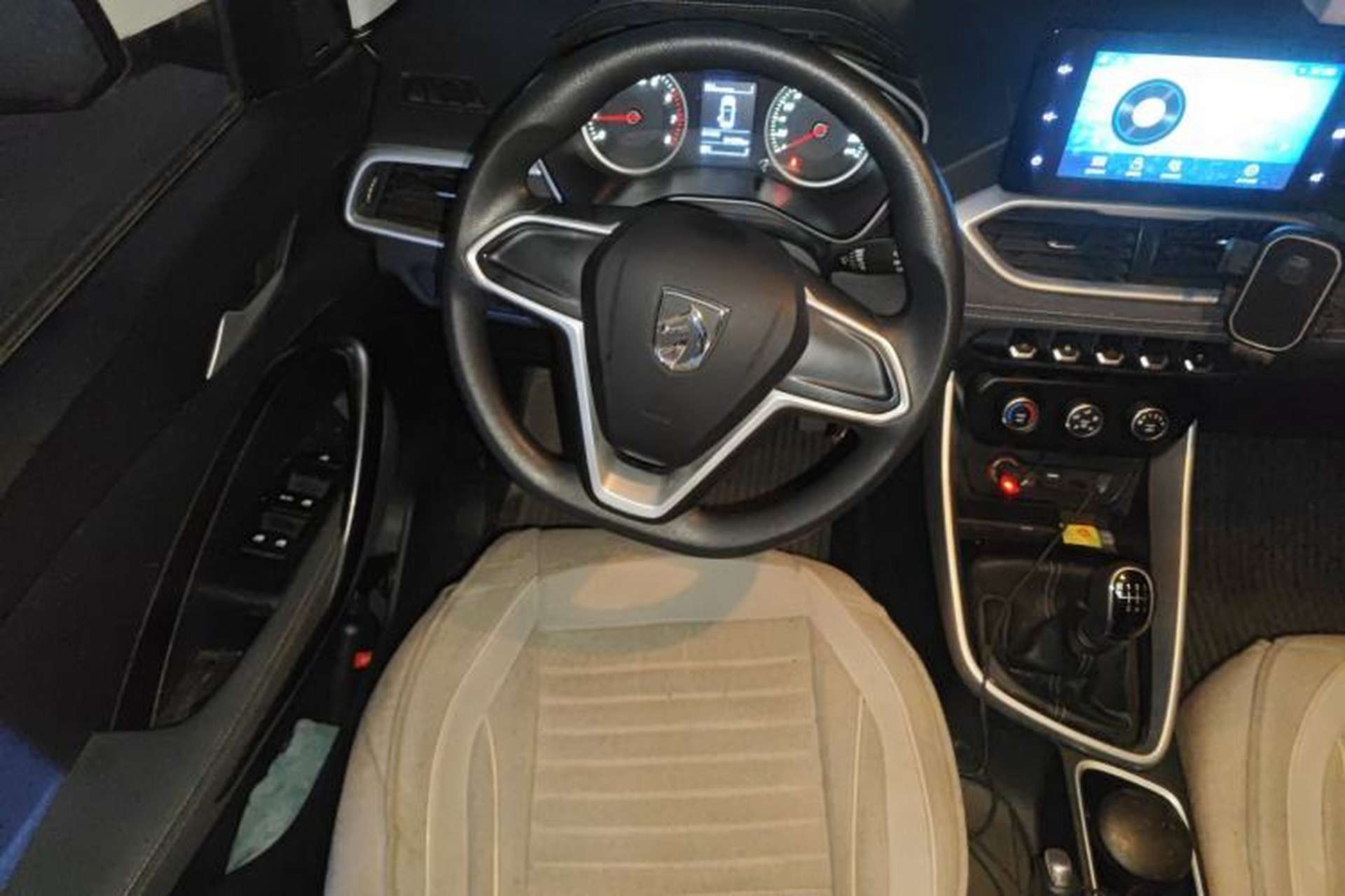 Used Baojun 530 2018 1.5T Manual Elite Version China V Steering Wheel