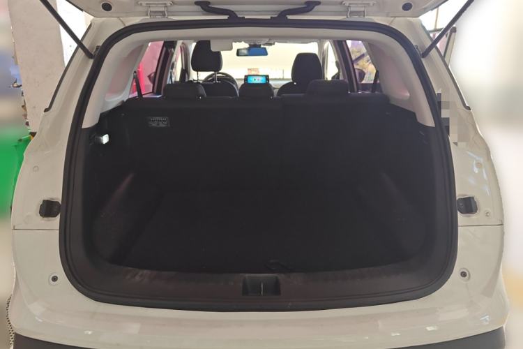 Used Baojun 530 2018 1.8L Automatic Elite Version China V Emission Standard Trunk