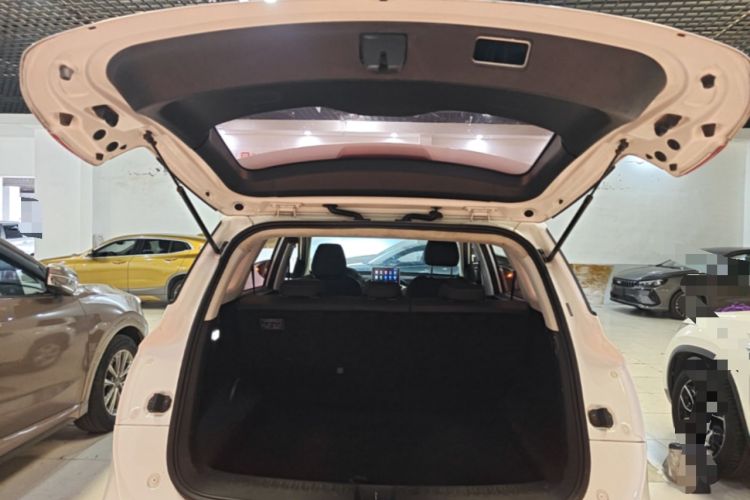 Used Baojun 530 2018 1.5T Manual Comfort Version China V Trunk