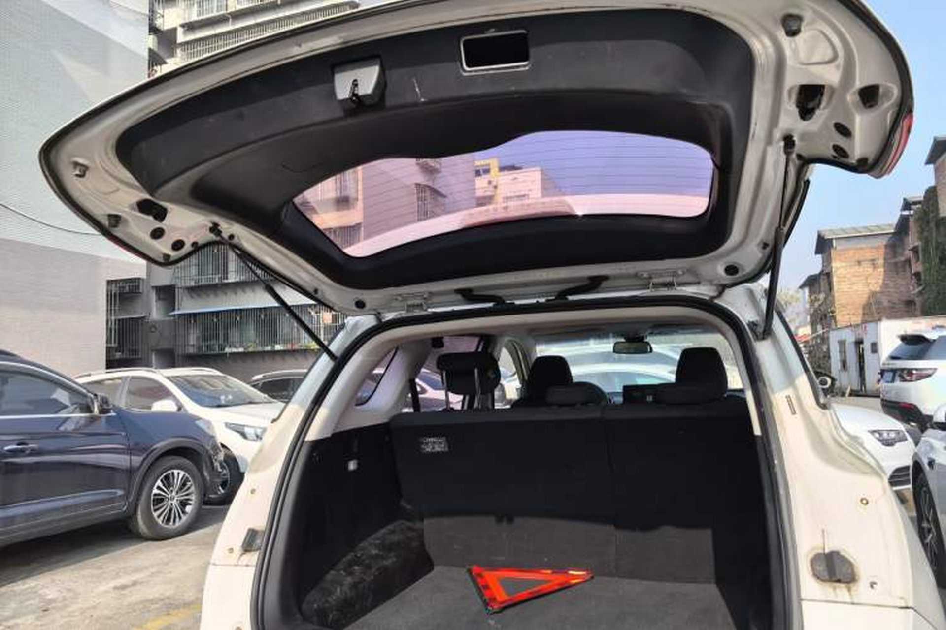 Used Baojun 530 2018 1.5T Manual Elite Version China V Trunk