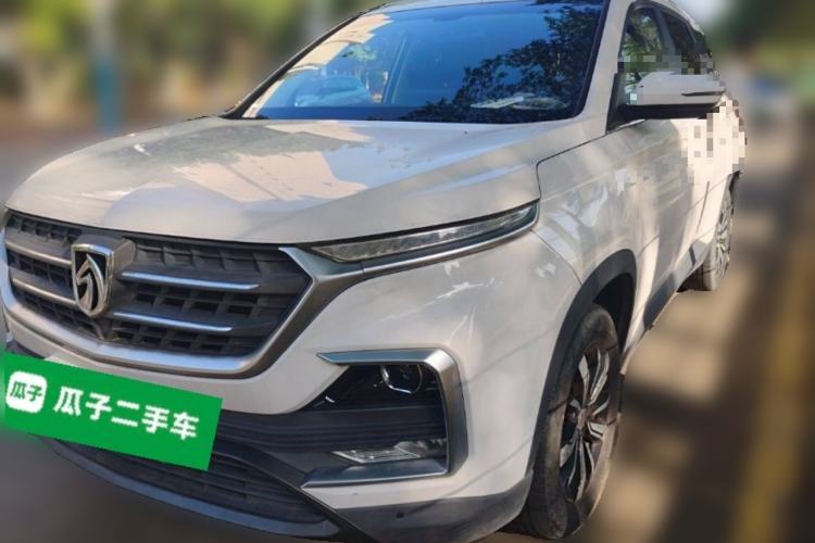 Used Baojun 530 2018 1.5T Manual Prestige Version China V Guazi used car, China used car export, Used car for sale, Used  cars, Cheapest cars for sale