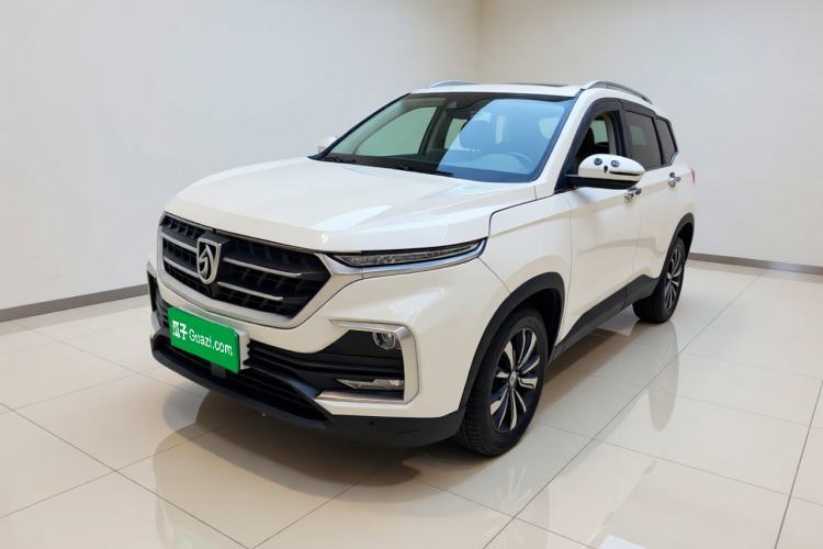 Used Baojun 530 2018 1.5T Manual Prestige Version China V Guazi used car, China used car export, Used car for sale, Used cars, Cheapest cars for sale