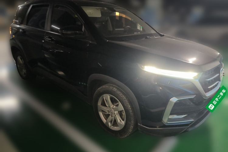 Used Baojun 530 2019 1.5T CVT Luxury Model 7 Seats China V Emission Standard Front Right 45 Deg