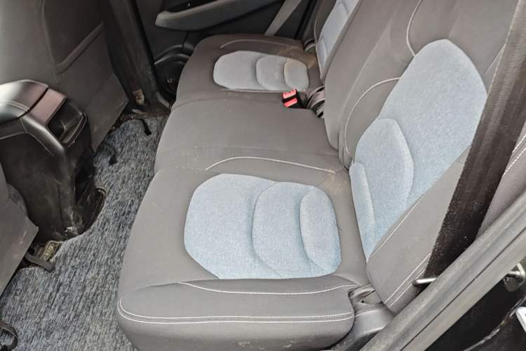 Used Baojun 530 2019 1.5T CVT Elite Model 7 Seats China V Emission Standard Left Rear Seat