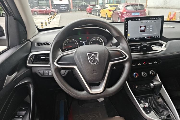 Used Baojun 530 2019 1.5T CVT Elite Version China V Steering Wheel
