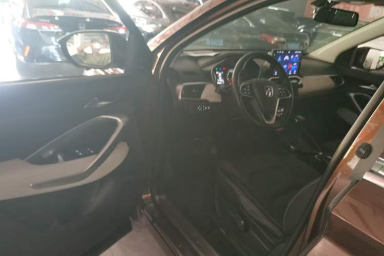 Used Baojun 530 2019 1.5T CVT Luxury Model China V Driver Seat