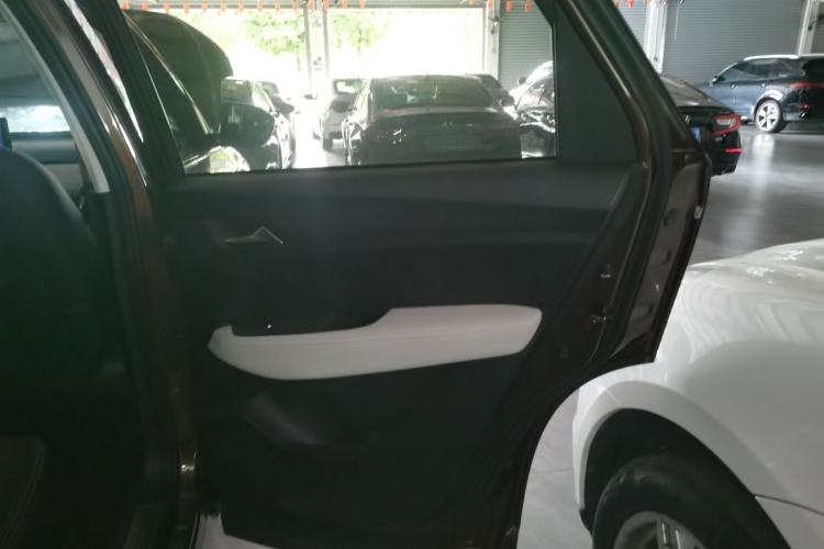 Used Baojun 530 2019 1.5T CVT Luxury Model China V Right Rear Door Interior
