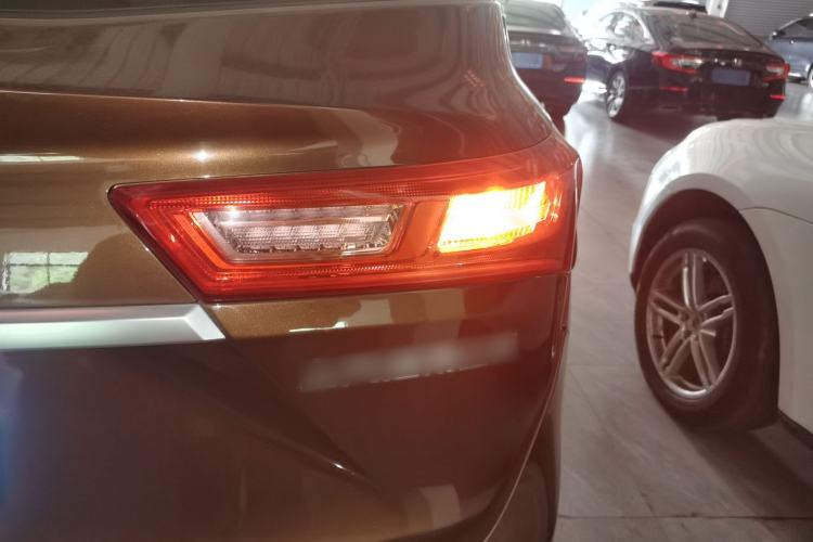 Used Baojun 530 2019 1.5T CVT Luxury Model China V Right Rear Taillight