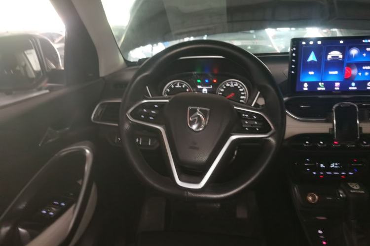 Used Baojun 530 2019 1.5T CVT Luxury Model China V Steering Wheel