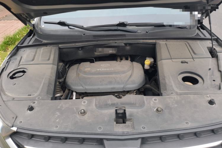 Used Baojun 530 2019 1.5T CVT Luxury Model China V Engine Bay