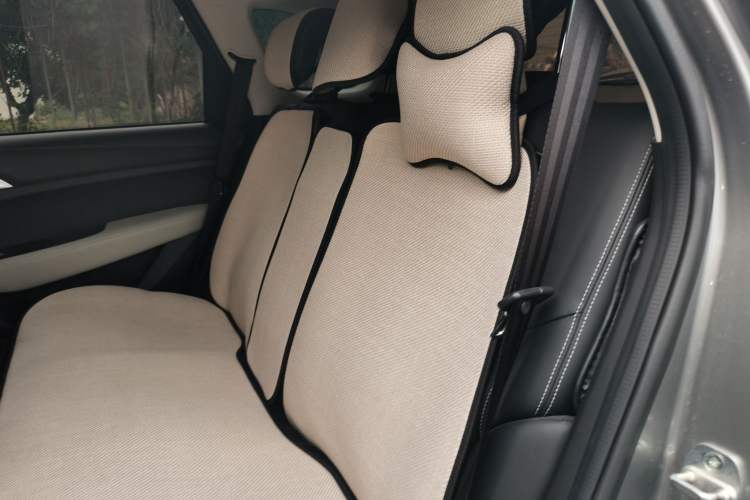 Used Baojun 530 2019 1.5T CVT Luxury Model China V Interior 4