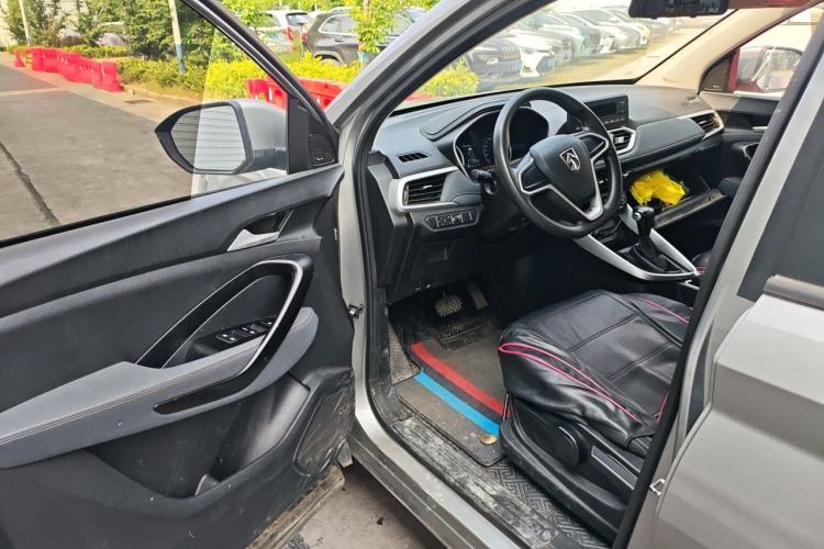 Used Baojun 530 2019 1.5T CVT Elite Model 7 Seats China VI Emission Standard Driver Seat