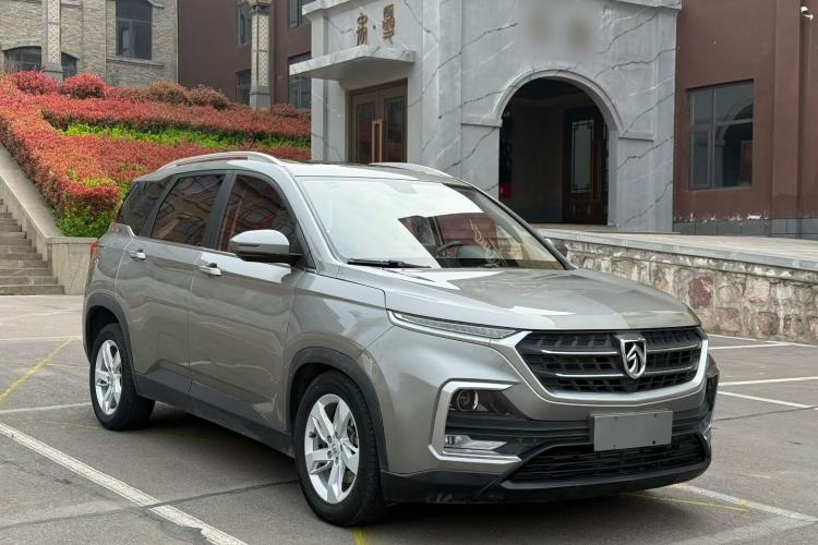 Used Baojun 530 2019 1.5T CVT Luxury Model 7 Seats China V Emission Standard Front Right 45 Deg