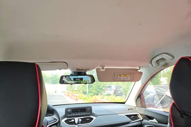 Used Baojun 530 2019 1.5T CVT Elite Model 7 Seats China VI Emission Standard Headliner