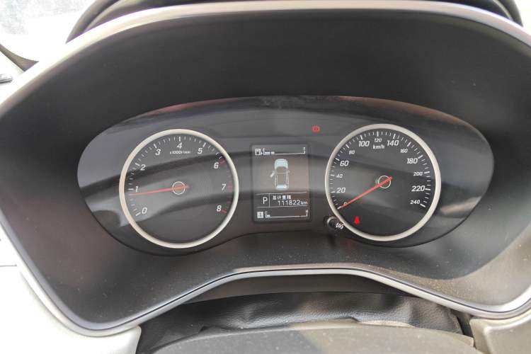 Used Baojun 530 2019 1.5T CVT Luxury Model 7 Seats China V Emission Standard Instrument Cluster