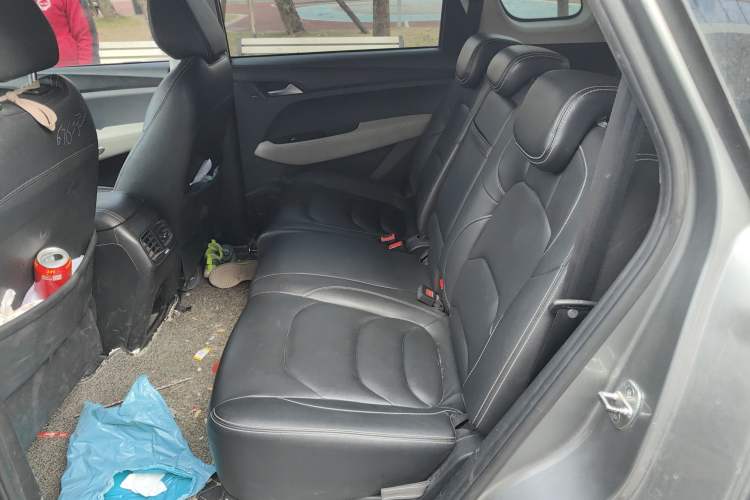 Used Baojun 530 2019 1.5T CVT Luxury Model 7 Seats China V Emission Standard Interior 4