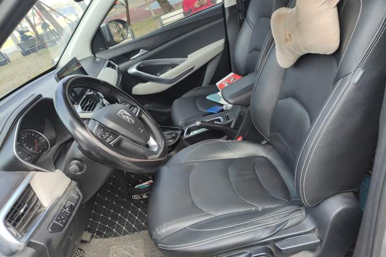 Used Baojun 530 2019 1.5T CVT Luxury Model 7 Seats China V Emission Standard Left Front Seat