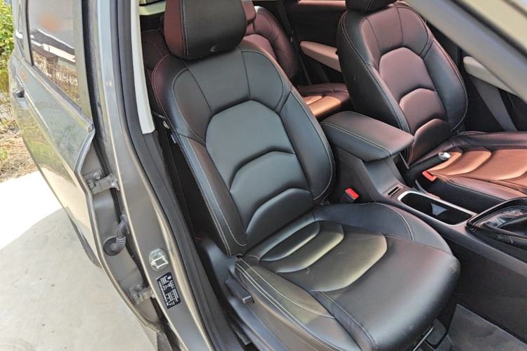 Used Baojun 530 2019 1.5T CVT Luxury Model 7 Seats China V Emission Standard Right Front Seat