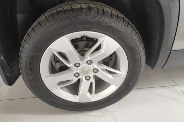 Used Baojun 530 2019 1.5T CVT Luxury Model China V Right Rear Wheel Hub