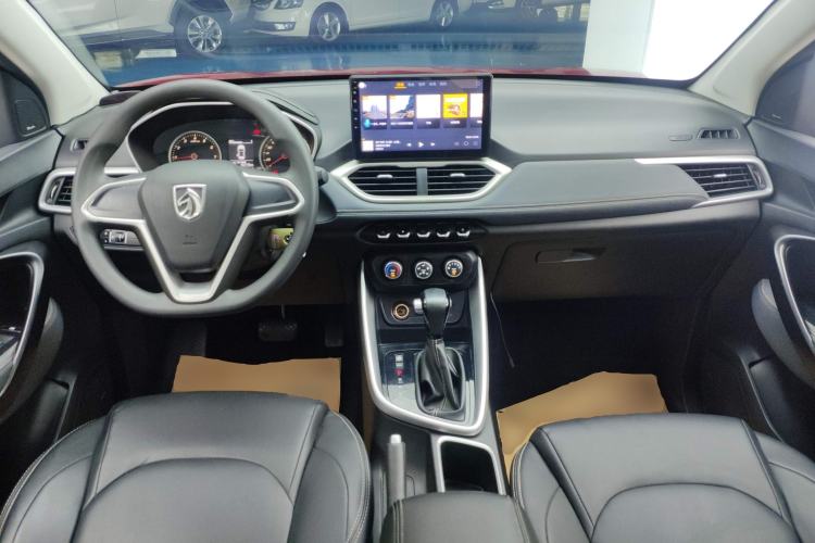 Used Baojun 530 2019 1.5T CVT Elite Model 7 Seats China V Emission Standard Center Console