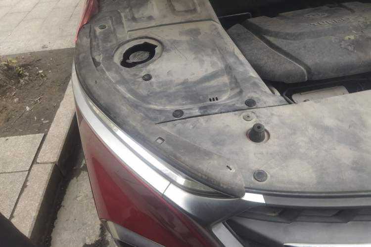 Used Baojun 530 2019 1.5T CVT Luxury Model China V Engine Bay Right