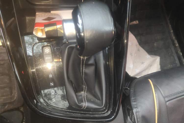 Used Baojun 530 2019 1.5T CVT Luxury Model China V Gear Lever