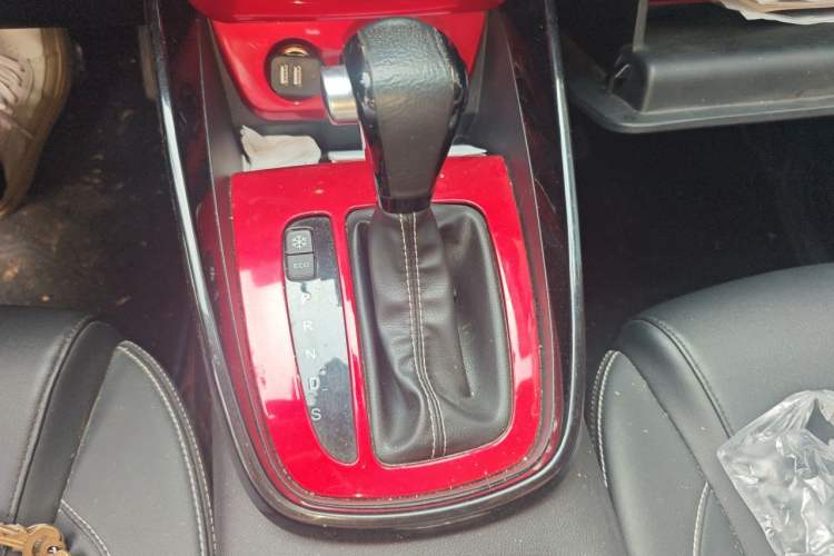 Used Baojun 530 2019 1.5T CVT Prestige Version National V Gear Lever