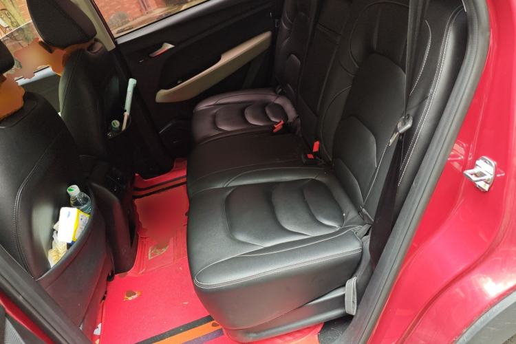 Used Baojun 530 2019 1.5T CVT Luxury Model 7 Seats China V Emission Standard Left Rear Seat