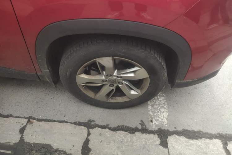 Used Baojun 530 2019 1.5T CVT Luxury Model China V Right Front Wheel Hub