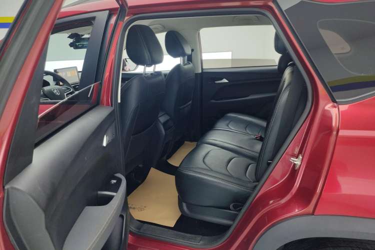 Used Baojun 530 2019 1.5T CVT Elite Model 7 Seats China V Emission Standard Right Rear Seat