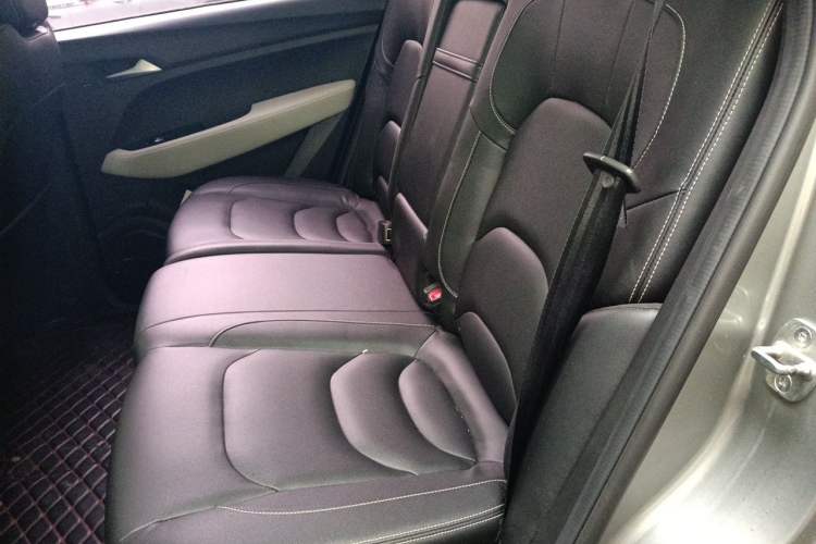 Used Baojun 530 2019 1.5T CVT Prestige Version National V Interior 4