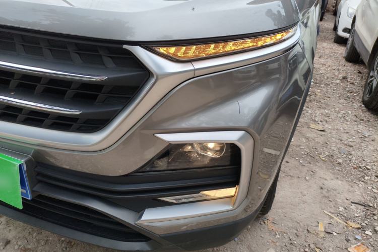 Used Baojun 530 2019 1.5T CVT Luxury Model 7 Seats China V Emission Standard Left Front Headlight