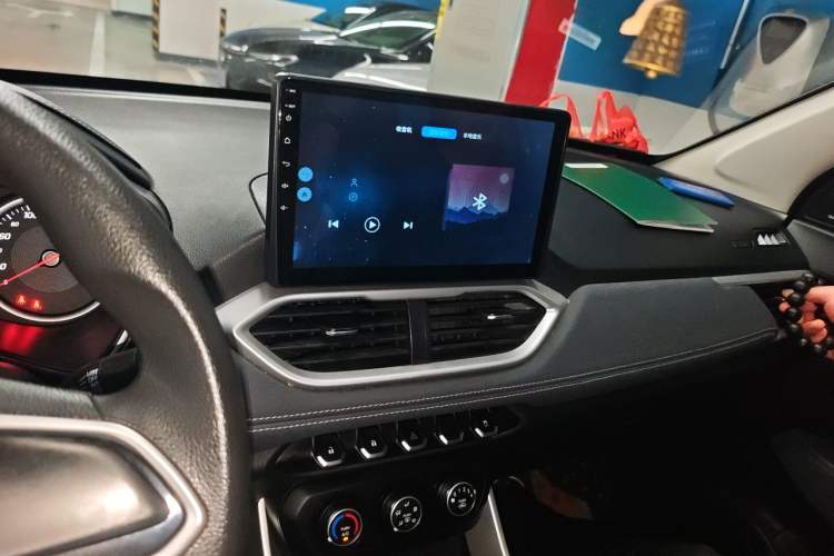 Used Baojun 530 2019 1.5T CVT Elite Version China VI Audio And AC Panel