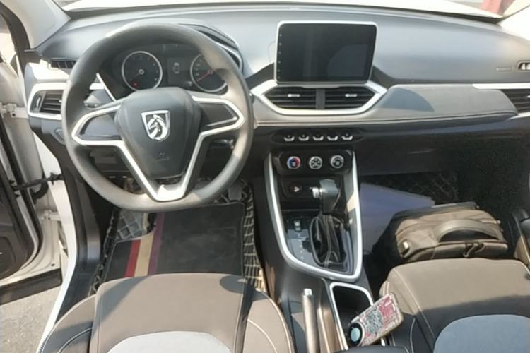 Used Baojun 530 2019 1.5T CVT Elite Version China V Center Console