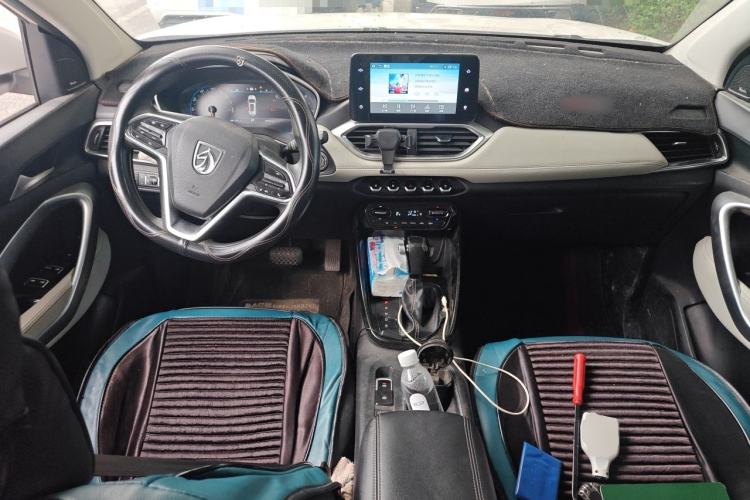 Used Baojun 530 2019 1.5T CVT Prestige Version National V Center Console