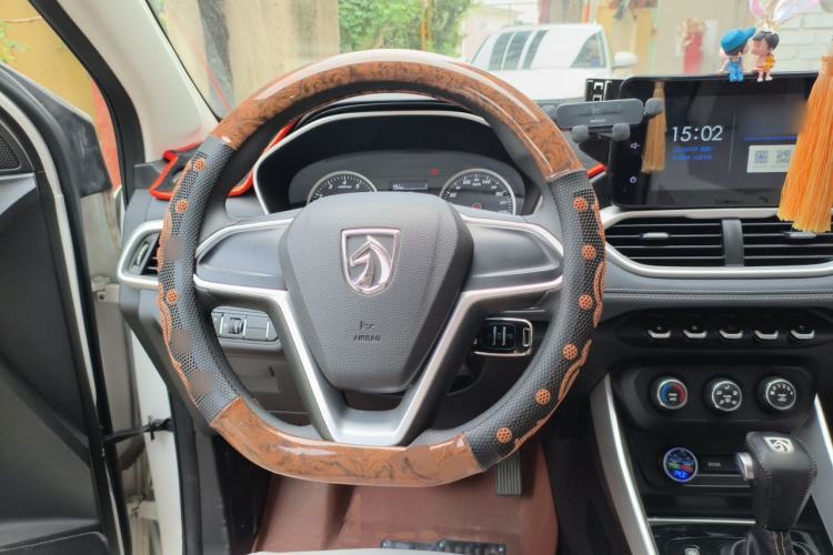 Used Baojun 530 2019 1.5T CVT Elite Version China V Center Console