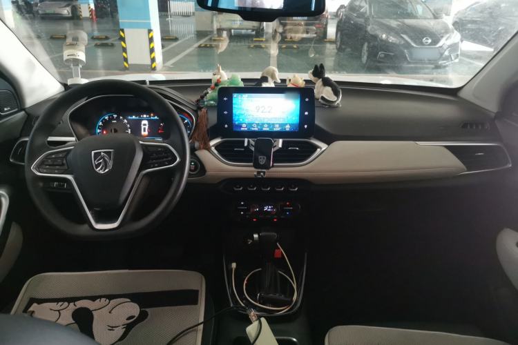 Used Baojun 530 2019 1.5T CVT Prestige Version National V Center Console