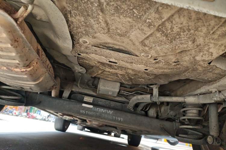 Used Baojun 530 2019 1.5T CVT Luxury Model China VI Emission Standard Chassis Rear