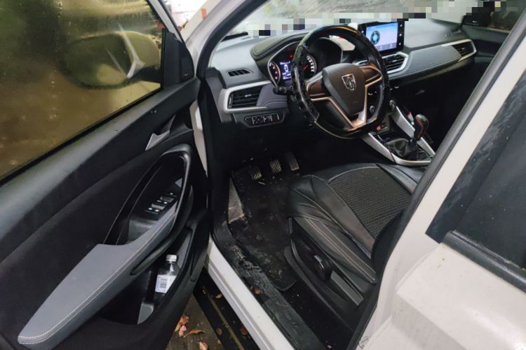 Used Baojun 530 2019 1.5T Manual Elite 7-seater National V Driver Seat