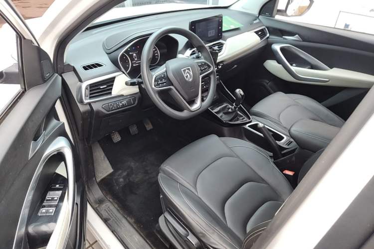 Used Baojun 530 2019 1.5T Manual Luxury 7-seater National V Driver Seat