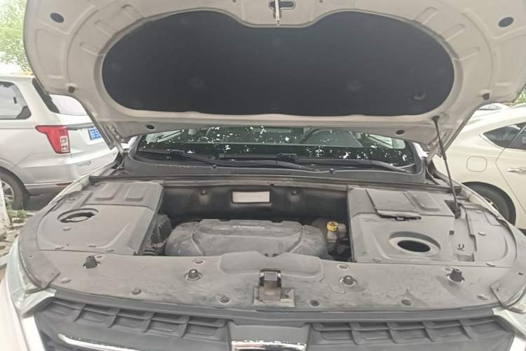Used Baojun 530 2019 1.5T CVT Prestige Version National V Engine Bay