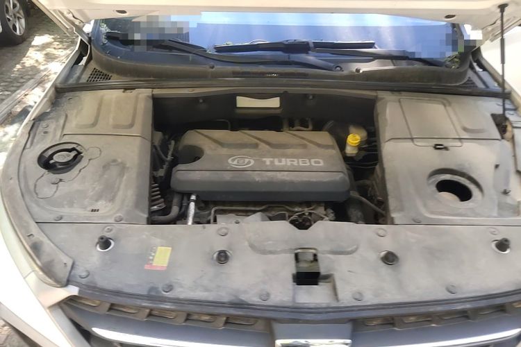 Used Baojun 530 2019 1.5T Manual Elite 7-seater National V Engine Bay