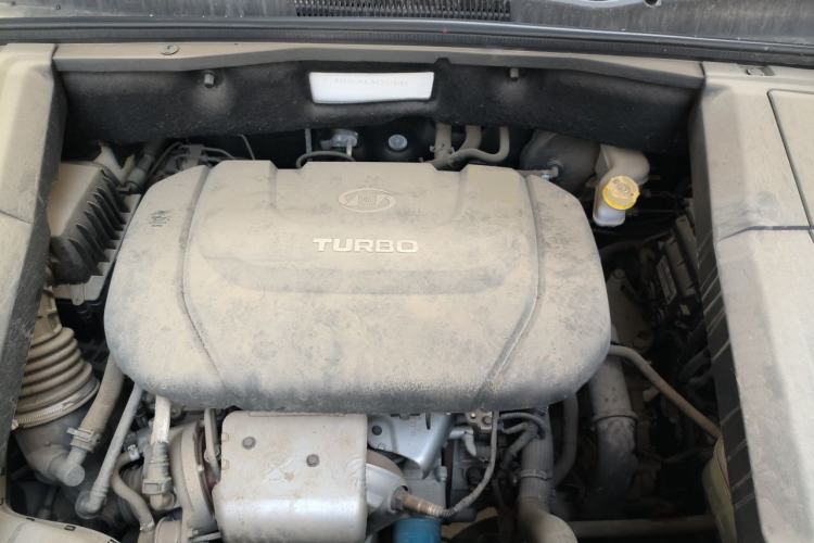 Used Baojun 530 2019 1.5T CVT Elite Version China V Engine Bay