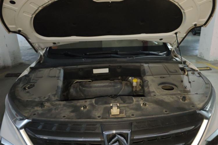 Used Baojun 530 2019 1.5T CVT Luxury Model China V Engine Bay