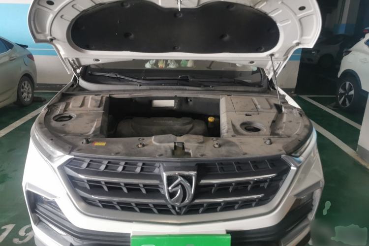 Used Baojun 530 2019 1.5T CVT Prestige Version National V Engine Bay