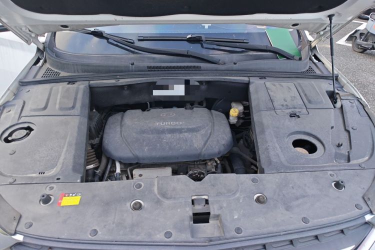 Used Baojun 530 2019 1.5T CVT Luxury Model China V Engine Bay
