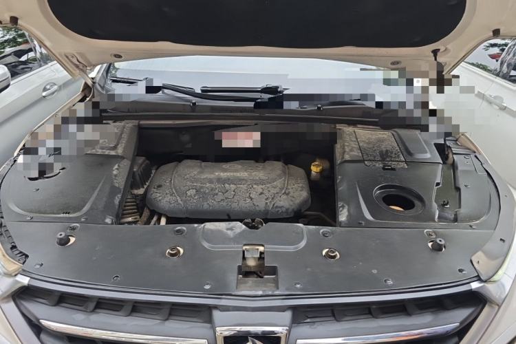 Used Baojun 530 2019 1.5T CVT Prestige Version China VI Engine Bay