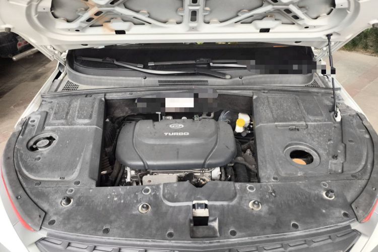 Used Baojun 530 2019 1.5T CVT Elite Version China V Engine Bay