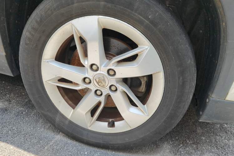 Used Baojun 530 2019 1.5T CVT Luxury Model 7 Seats China V Emission Standard Exterior 1